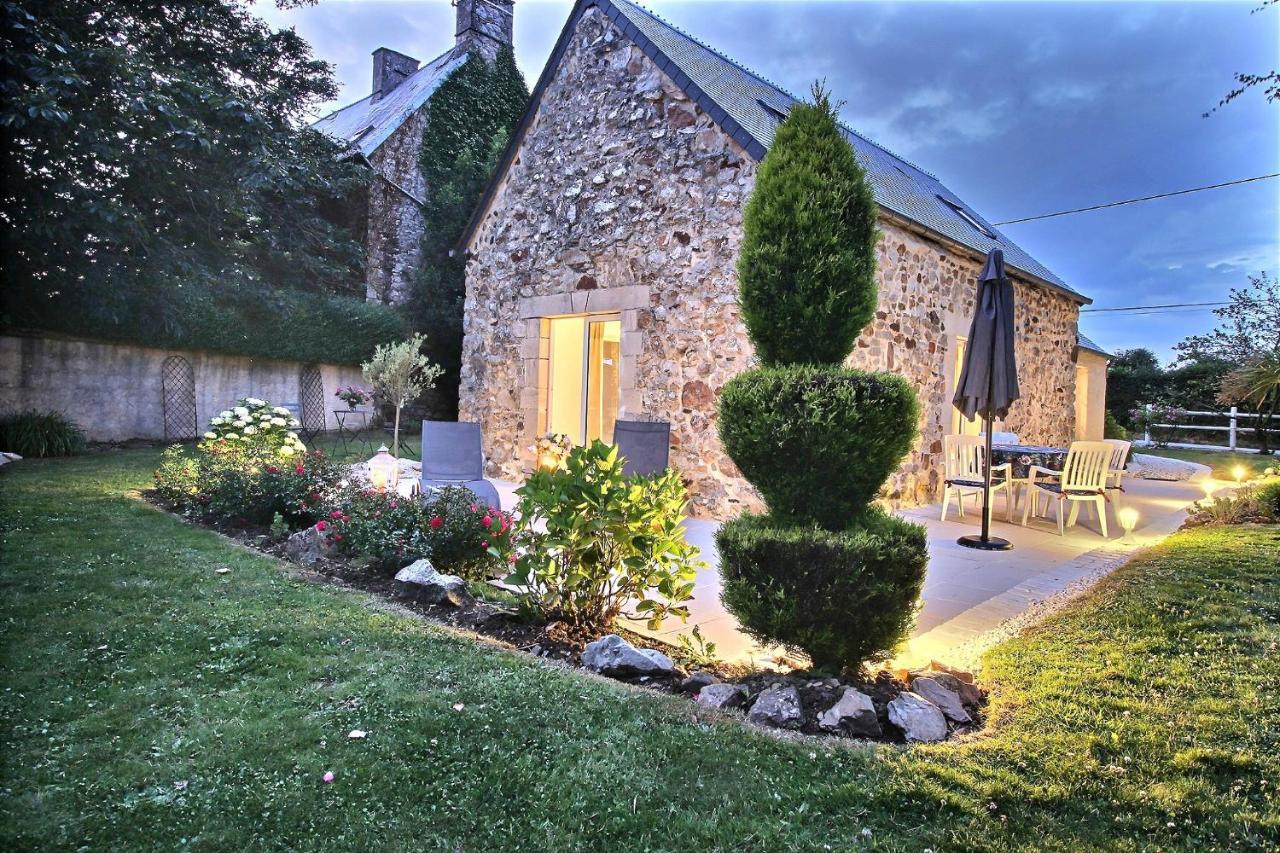 Les Gites D'Etaville Sottevast Exterior foto