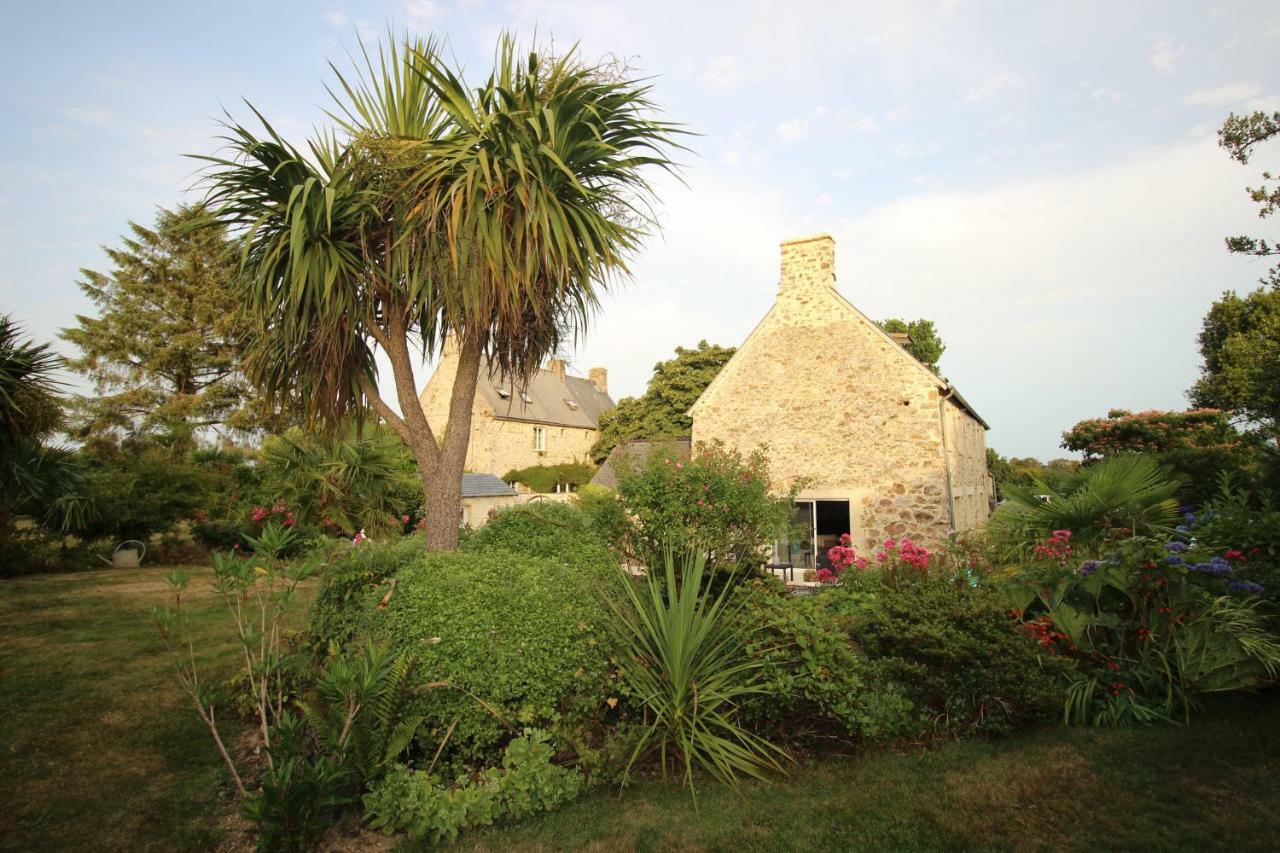 Les Gites D'Etaville Sottevast Exterior foto